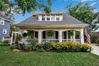 15 Hamilton Blvd, Buffalo, NY 14217