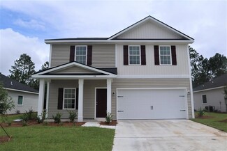 33 Daylily Ct, Hinesville, GA 31313