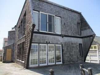 97 Foster Ave, Marshfield, MA 02050