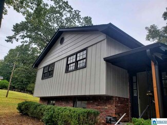 1201 Old Oak Rd, Birmingham, AL 35235