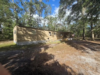 986 NE 386th Ave, Old Town, FL 32680