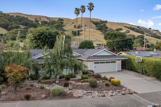 2700 Center Rd, Novato, CA 94947