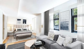 170 E End Ave Unit 1, New York, NY 10128