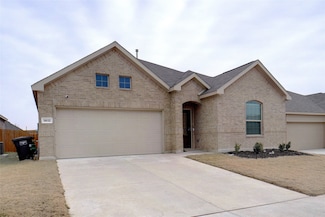 9612 Crawler Dr, Fort Worth, TX 76179