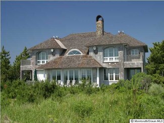 1325 Ocean Ave, Mantoloking, NJ 08738