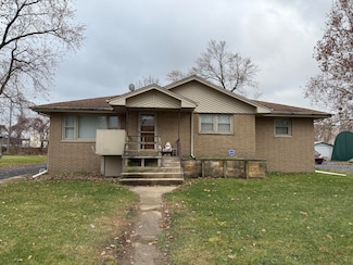 305 W 35th Ave, Griffith, IN 46319