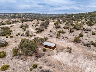 2488 Private Road 3312, Sonora, TX 76950