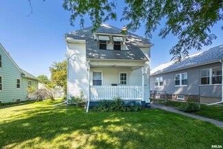 128 N Elmwood Ave, Davenport, IA 52802