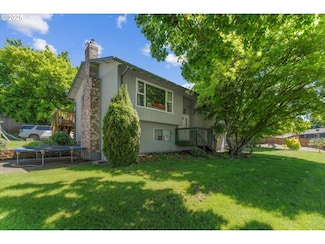 22165 SE Mark Rd, Damascus, OR 97089