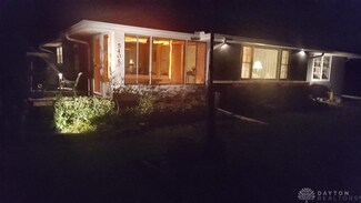 5408 Hussey Rd, Jamestown, OH 45335