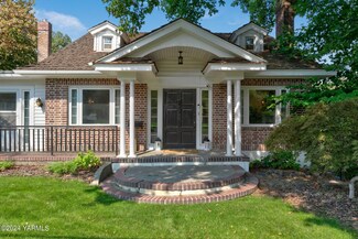 2115 Summitview Ave, Yakima, WA 98902