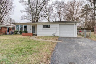 6811 Woodhurst Dr, Saint Louis, MO 63134