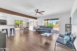 26447 S Snead Dr, Sun Lakes, AZ 85248