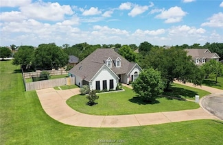 701 Putter Ct, College Station, TX 77845