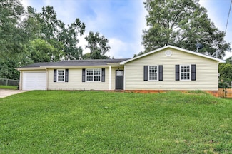525 Pheasant Run Dr, Evans, GA 30809