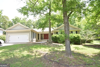 725 Summerwind Dr, Macon, GA 31210