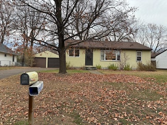 1367 Skillman Ave E, Saint Paul, MN 55109