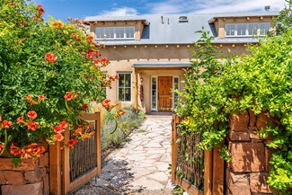 84 Camino Chupadero, Santa Fe, NM 87506