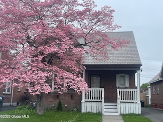 130 van Schoick Ave, Albany, NY 12209