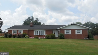 2713 Rowe Rd, New Windsor, MD 21776