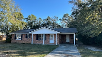 40 Hickory St, Metter, GA 30439