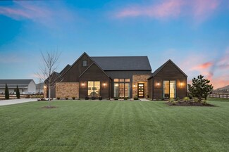 900 Sutherland Crescent, Justin, TX 76247