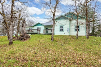 270 Rene Dr, Shady Cove, OR 97539