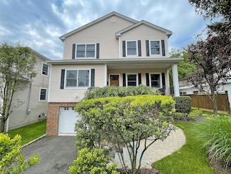 622 Wood St, Mamaroneck, NY 10543