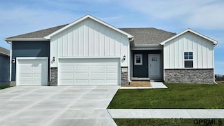12317 S 204th St, Gretna, NE 68028