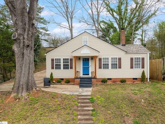 233 W Hillcrest Dr, Greenville, SC 29609
