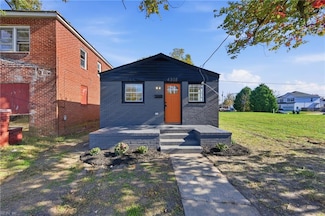 4308 Roanoke Ave, Newport News, VA 23607