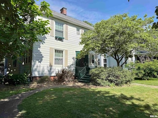 814 N Prairie St, Galesburg, IL 61401