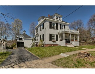 62 Jasper St, Haverhill, MA 01830