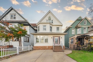 17 E 39th St, Bayonne, NJ 07002