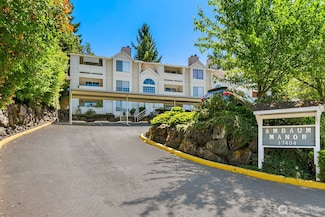 17404 Ambaum Blvd S Unit 202, Seattle, WA 98148