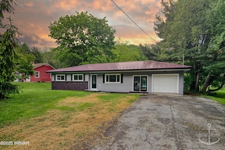 294 Park Ave, Lock Haven, PA 17745
