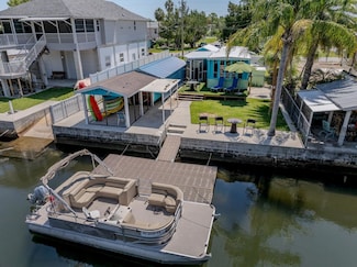 7091 Westwind St, Weeki Wachee, FL 34607
