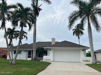 177 Pago Dr W, Naples, FL 34113