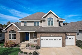 1207 Dartmouth Dr, Waunakee, WI 53597