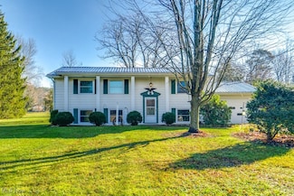 1188 Brenner Rd NE Unit 33A, Carrollton, OH 44615