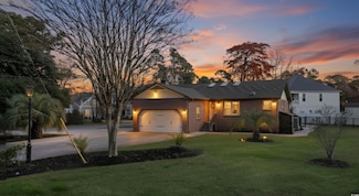 59 Snow Ln, Pawleys Island, SC 29585