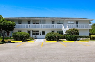 153 Coventry G, West Palm Beach, FL 33417