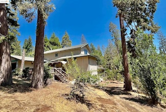 24691 Quartz Ave, Mi Wuk Village, CA 95346