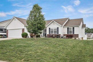116 Williamsburg Ln, Troy, MO 63379