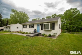 1518 W Shenandoah Dr, Peoria, IL 61614