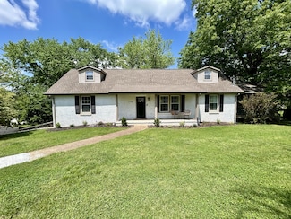 2038 Nora Ln, Hermitage, TN 37076