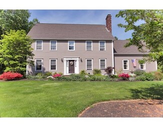 62 Adams St, Boylston, MA 01505