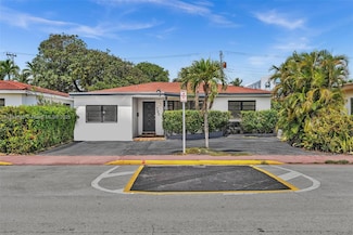 725 82nd St, Miami Beach, FL 33141