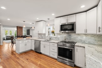 91 Fayette St, Watertown, MA 02472