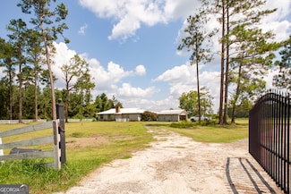 6860 Douglas Hwy, Millwood, GA 31552